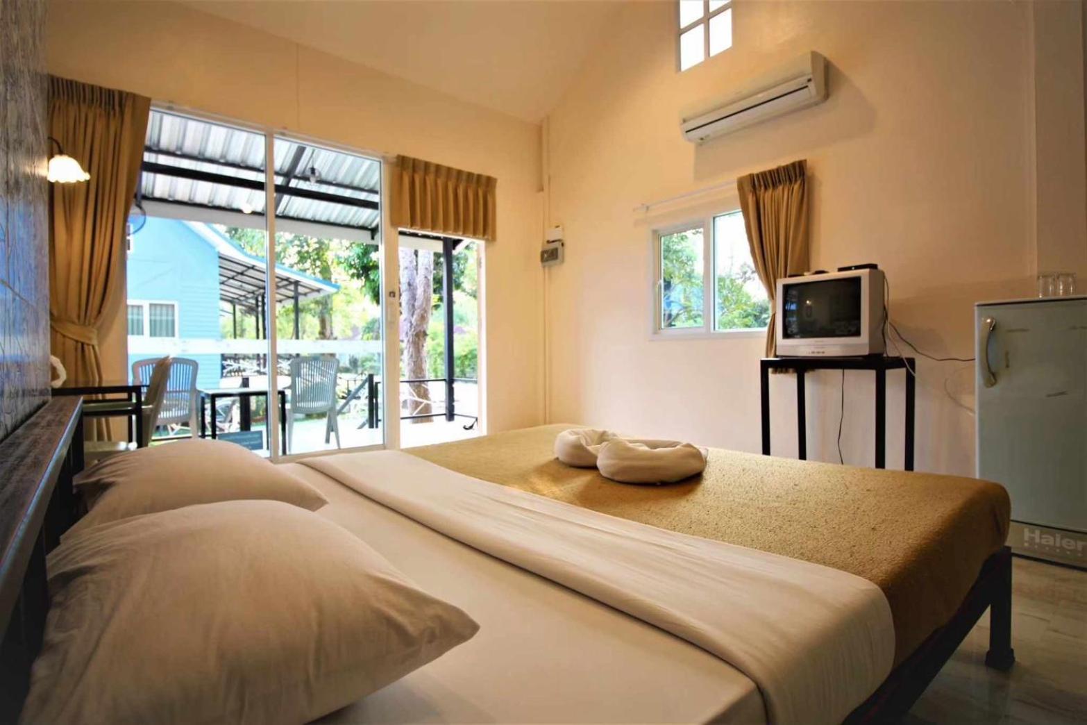 Yoko River Kwai Resort Сайок Экстерьер фото